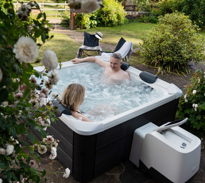 M Spa Oslo Plus 1.8m square, Air Jet massage, filtration system, APP