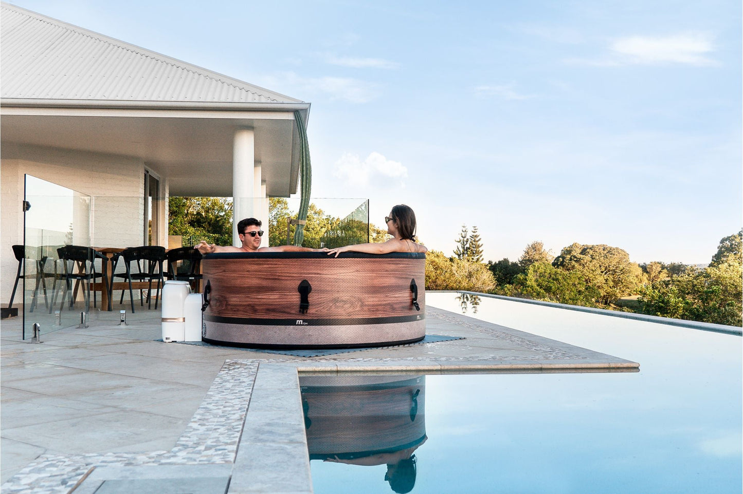 M Spa DUET-ECO Air Jet massage, filtration system, APP, Portable Spa